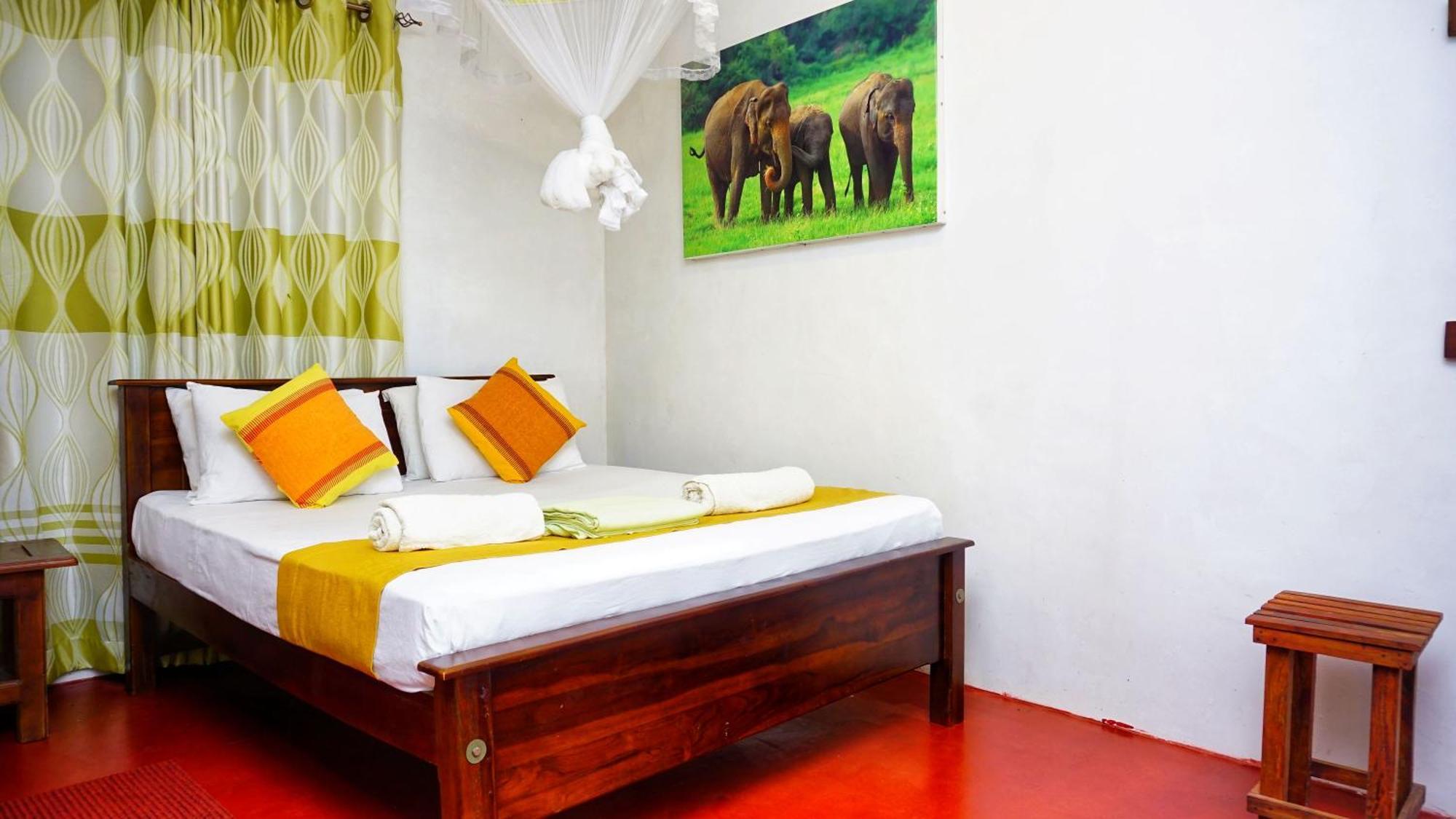Lake Island Home Stay Dambulla Exteriör bild